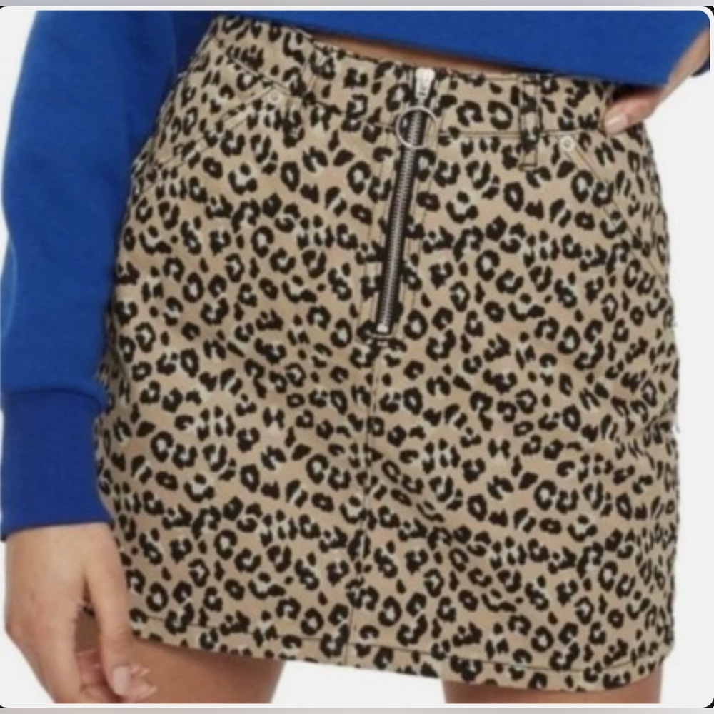 TOPSHOP Moto Jean Mini Skirt Denim Leopard Print Brown Black, size 8